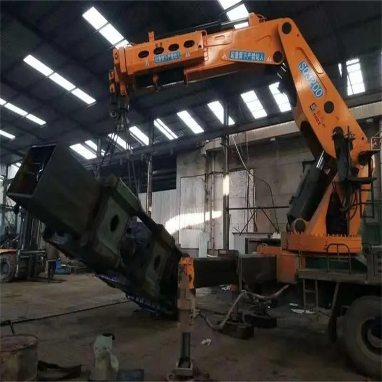 坦洲镇200吨折臂吊出租