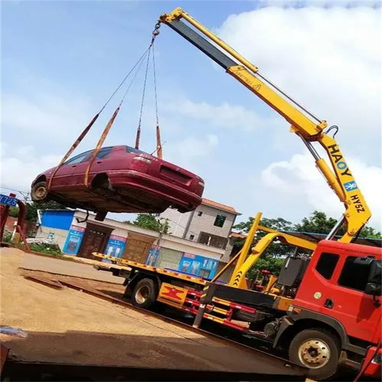 坦洲镇吊车吊汽车的正确方法